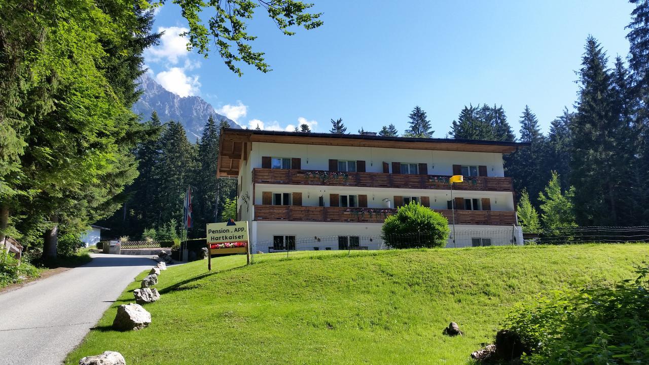 Pension Und Appartements Hartkaiser Ellmau Luaran gambar